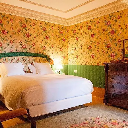 Pazo De Brandeso & Country Club Casa de Campo *
